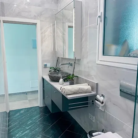 Casa Felipe 4 アデヘ