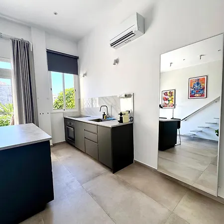 Casa Felipe 4 * アデヘ